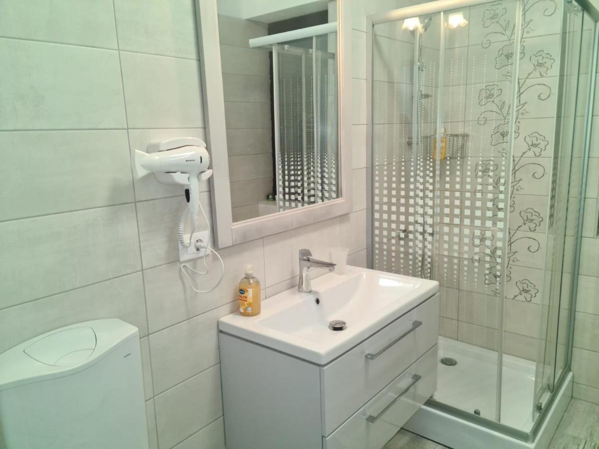 Apartament David Рымнику-Вылча Экстерьер фото