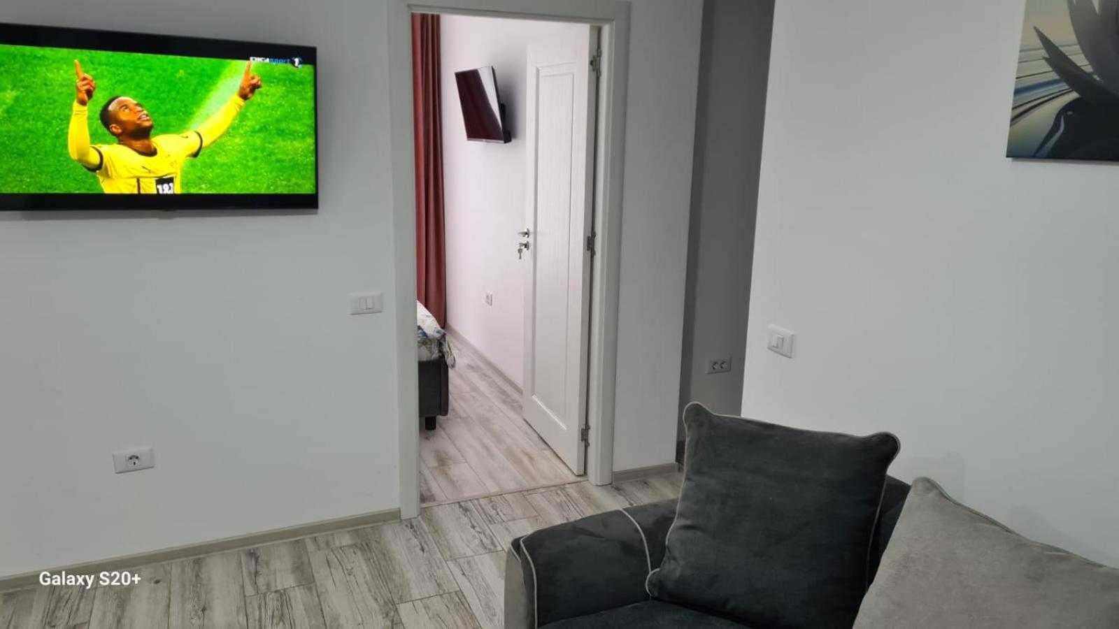 Apartament David Рымнику-Вылча Экстерьер фото