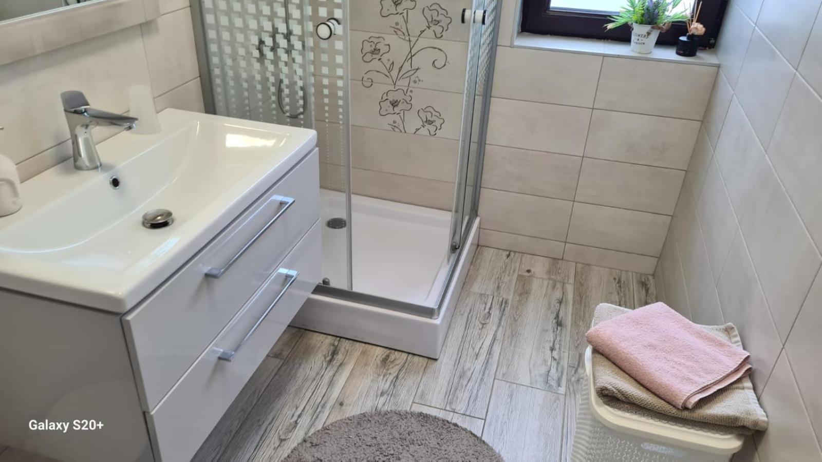 Apartament David Рымнику-Вылча Экстерьер фото